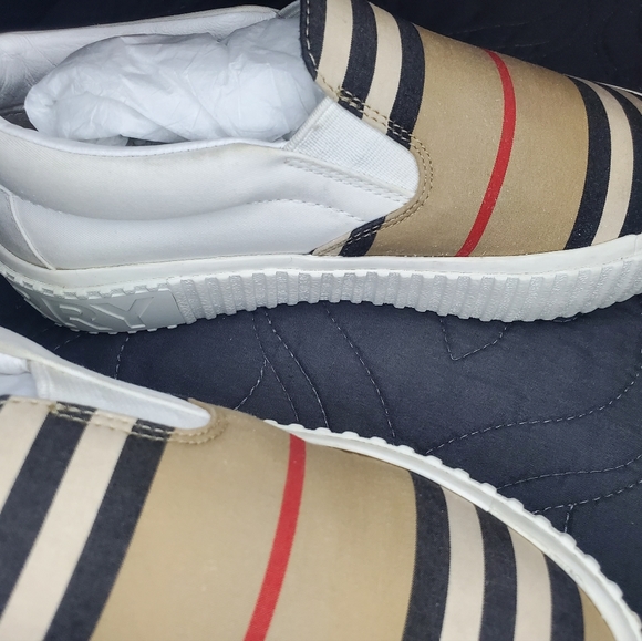 Burberry Kids slip on sneakers Size 31 US 13.5 - Picture 10 of 10